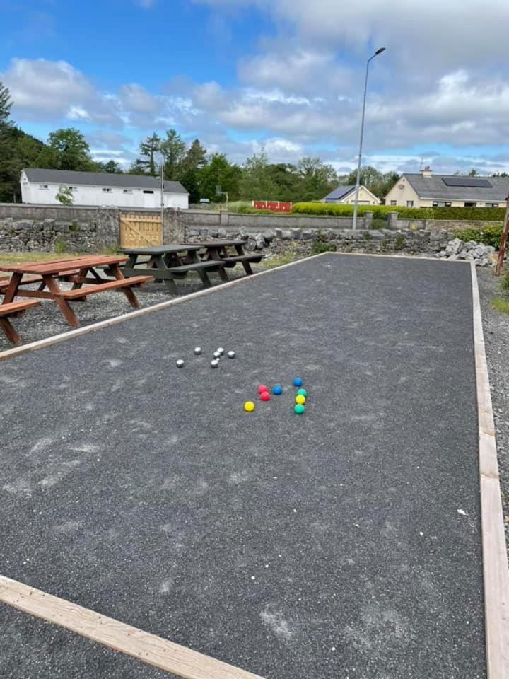 The Yeats County Inn Hotel Tubbercurry Eksteriør billede