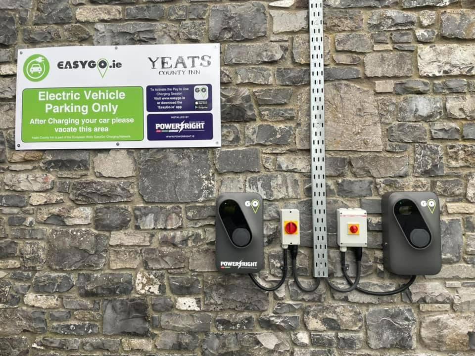 The Yeats County Inn Hotel Tubbercurry Eksteriør billede