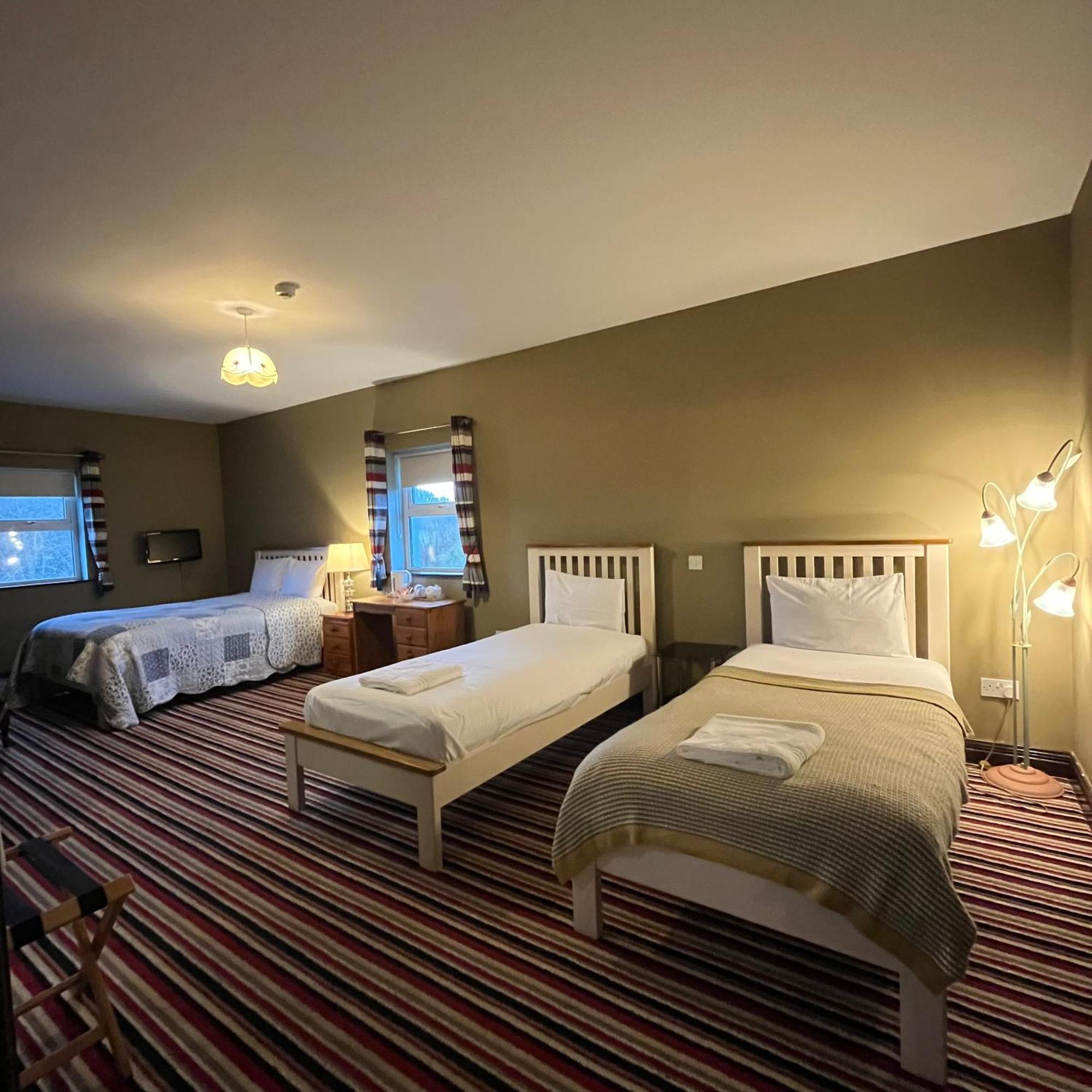 The Yeats County Inn Hotel Tubbercurry Eksteriør billede