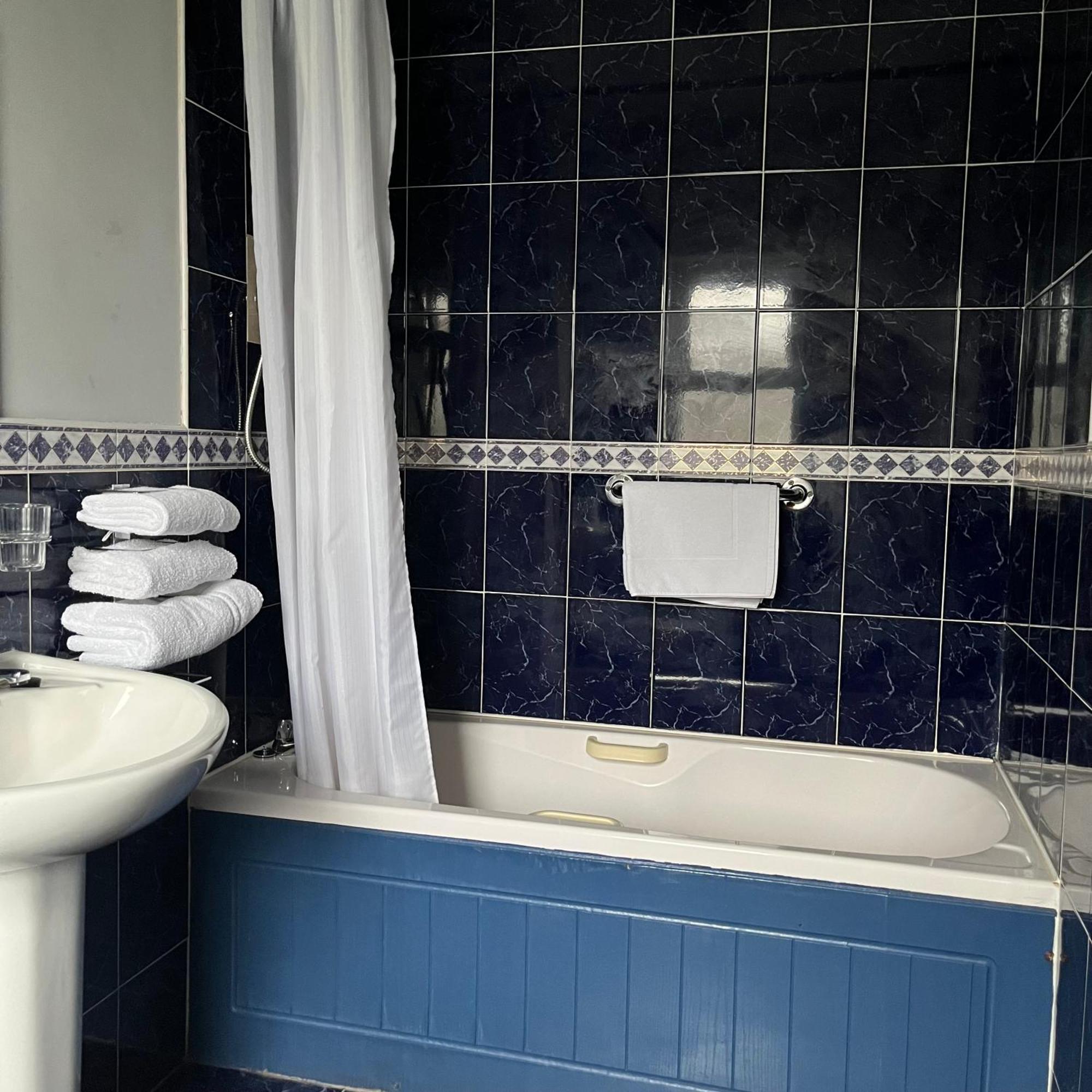 The Yeats County Inn Hotel Tubbercurry Eksteriør billede