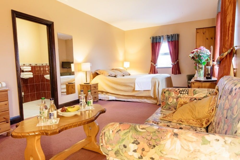 The Yeats County Inn Hotel Tubbercurry Eksteriør billede