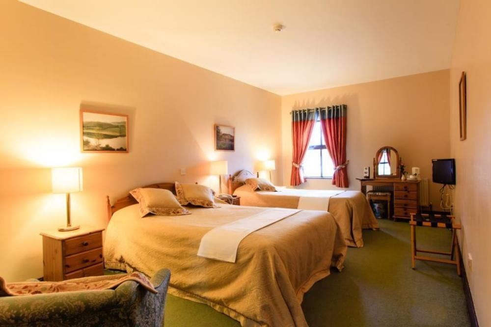 The Yeats County Inn Hotel Tubbercurry Eksteriør billede